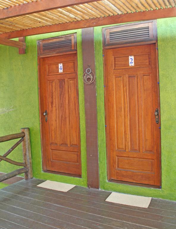 Pousada Villaggio Assis Илябела Екстериор снимка